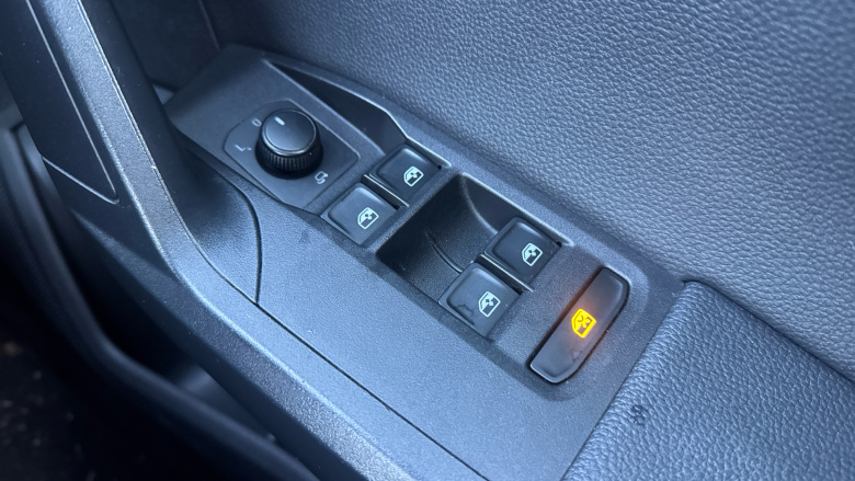 SEAT Arona 1.0 TSI 115 FR Sport [EZ] 5dr DSG Petrol Hatchback